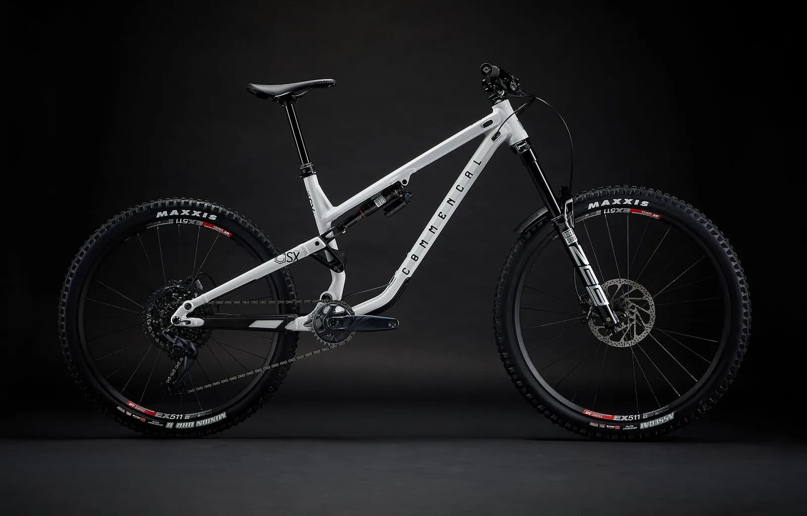 META SX V4 RACE PURE WHITE
