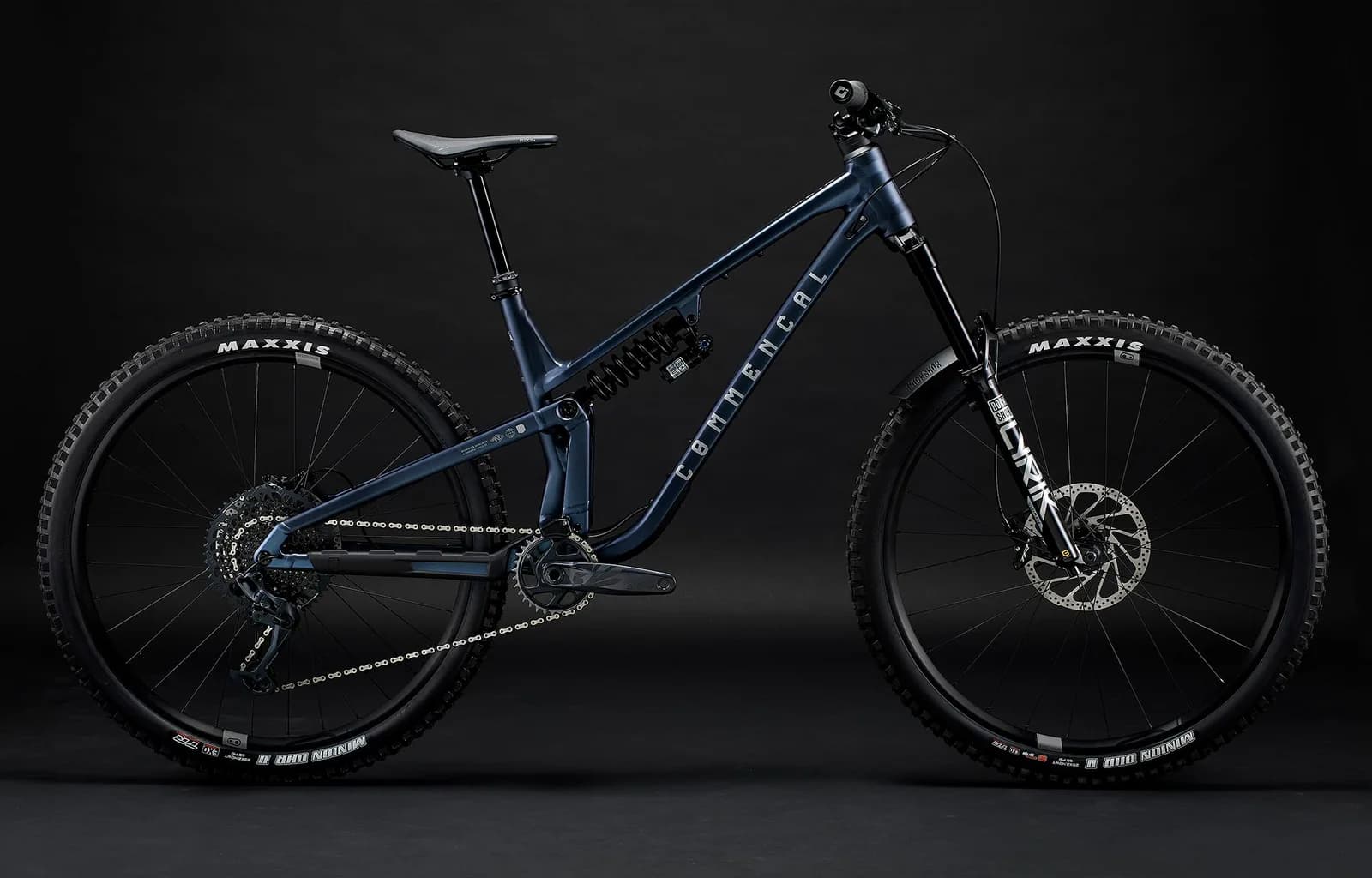 META V5 RACE SPARKLY BLUE