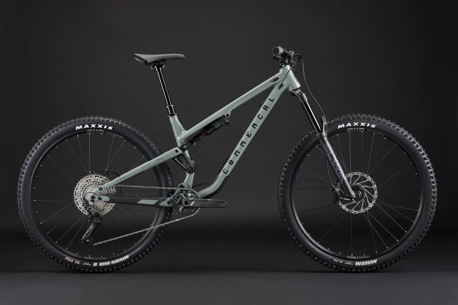 META TR V4 RIDE PYRITE GREY 2025